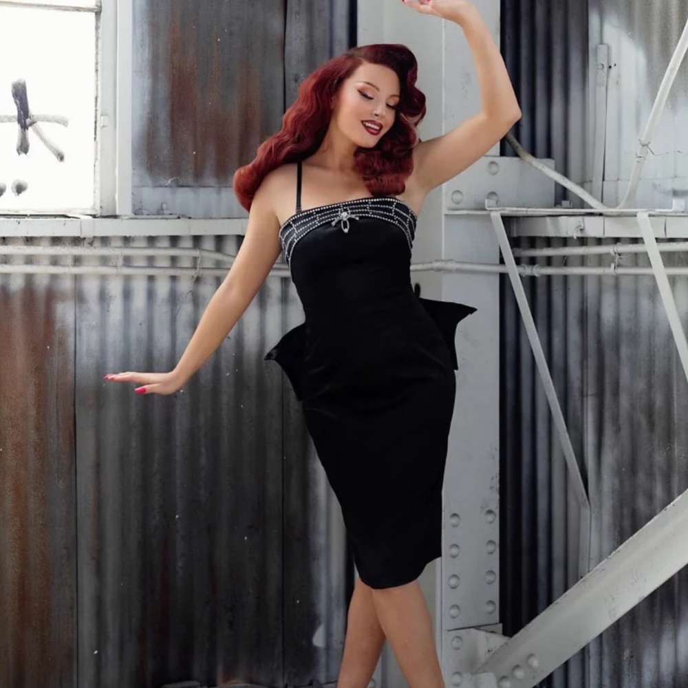 Erakuh Bedazzled Satin Bow Dress